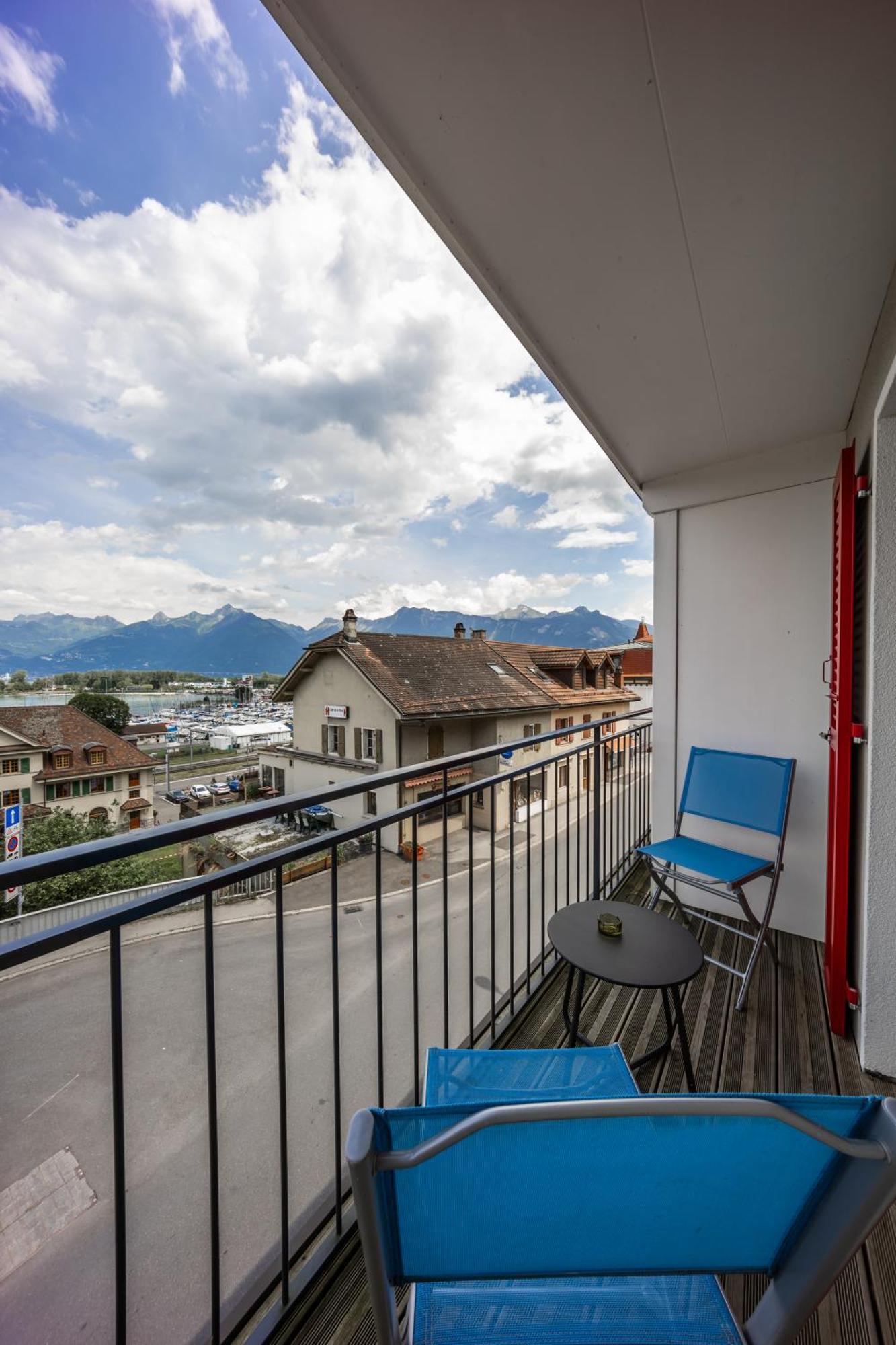 Aloha Chambres Port-Valais Екстериор снимка