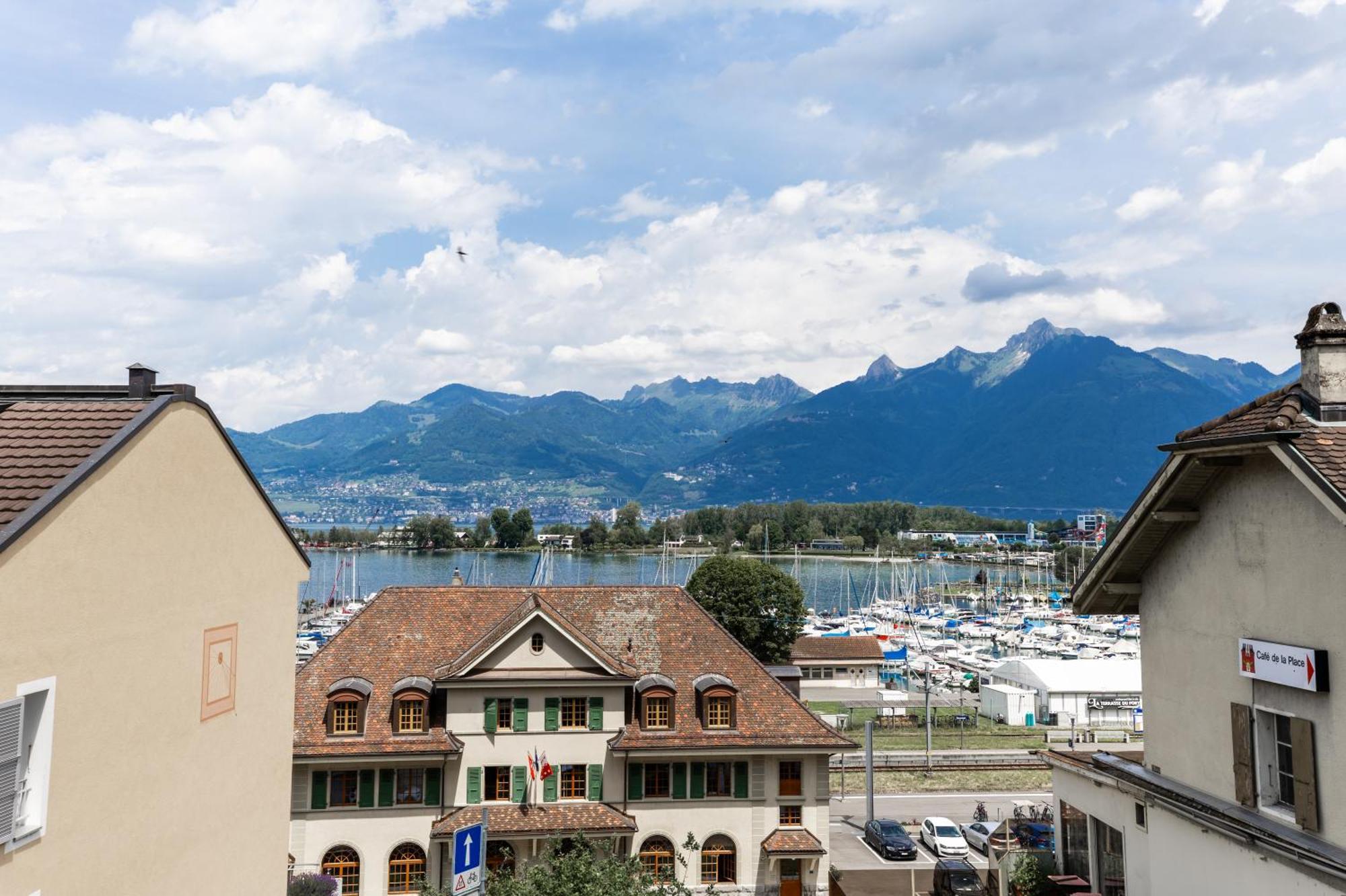 Aloha Chambres Port-Valais Екстериор снимка